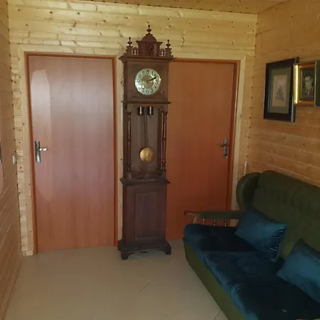 Апартаменты Sobieszow Krzysio Zielone Wzgorze -willa Tosia Еленя-Гура