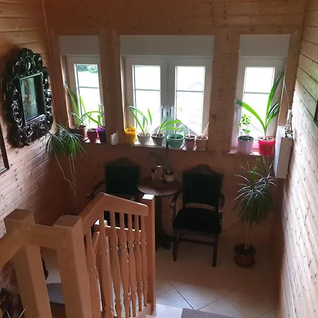 Апартаменты Sobieszow Krzysio Zielone Wzgorze -willa Tosia